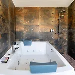Rurales De Monfraguee Con Jacuzzi Apartament *
