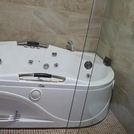 Daire Rurales De Monfraguee Con Jacuzzi Malpartida De Plasencia