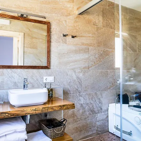 Apartamento Rurales De Monfragüe Con Jacuzzi Malpartida De Plasencia