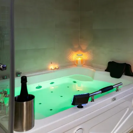 Rurales De Monfragüe Con Jacuzzi Apartamento *