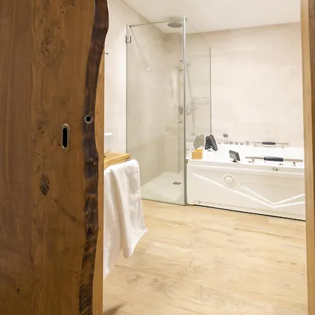 Rurales De Monfragüe Con Jacuzzi Apartamento *