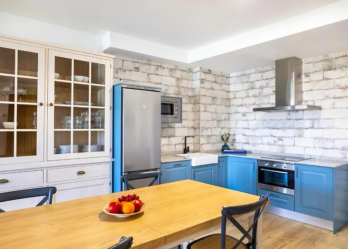 Rurales De Monfraguee Con Jacuzzi Appartamento *