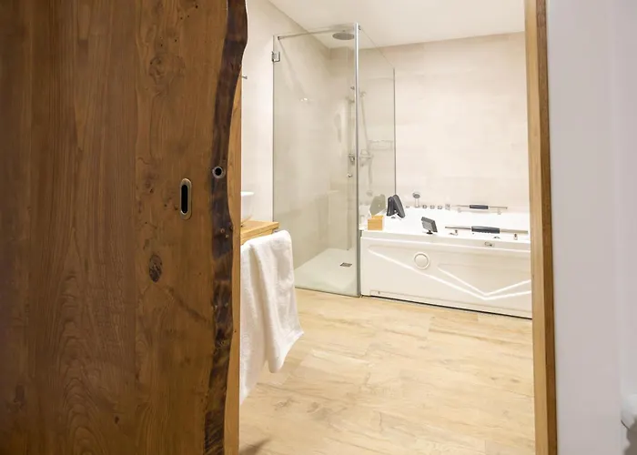 Rurales De Monfraguee Con Jacuzzi Appartamento *